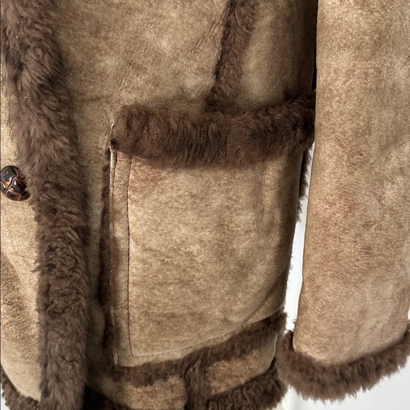 Schott NYC Real Shearling Jacket - Picture 4 of 7